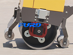 小型壓路機廠家如何在行業(yè)市場中樹立自身品牌？