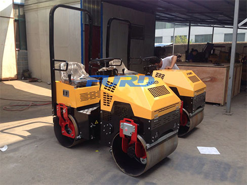 如果座駕壓路機發(fā)動機過熱應(yīng)該怎么做？