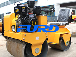 如何輕松避免做座駕壓路機(jī)車漆受損？